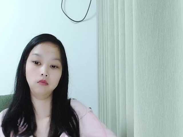 Selinababy99's BongaCams show and profile