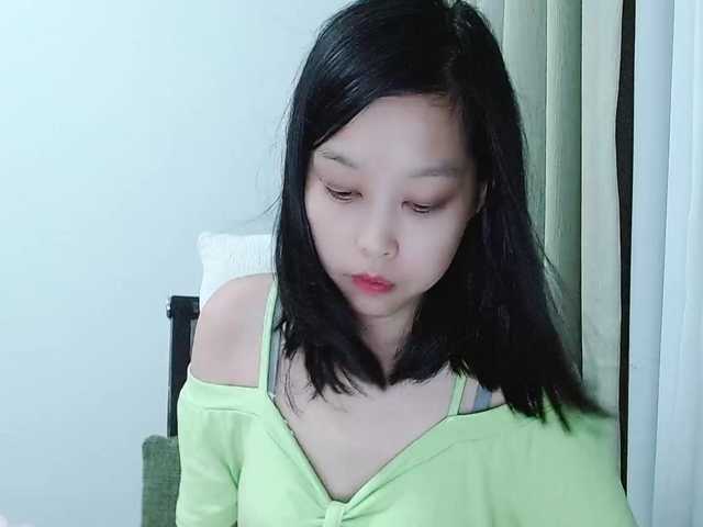 Selinababy99 live cam on BongaCams