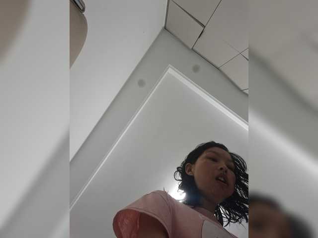 Selinababy99 live cam on BongaCams