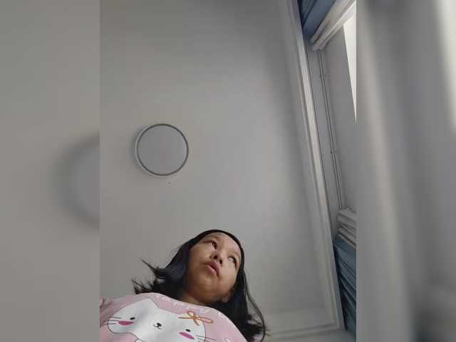 Selinababy99 — live female cam