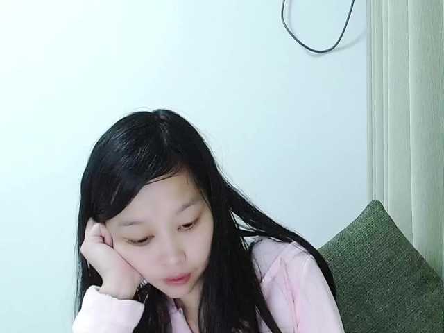 Selinababy99's BongaCams show and profile