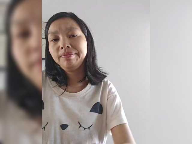 Selinababy99 live cam on BongaCams
