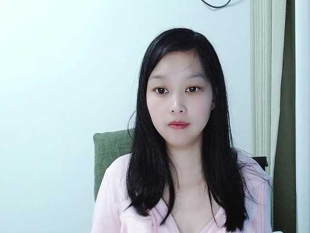 Selinababy99's BongaCams show and profile