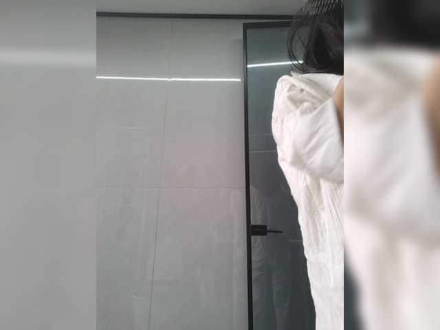 Selinababy99 live cam on BongaCams