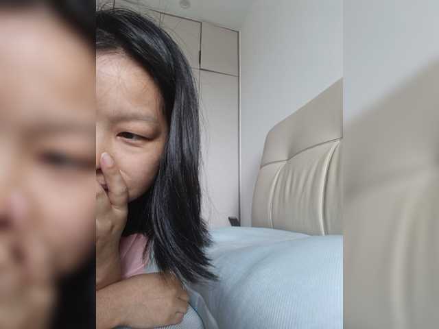 Selinababy99 live cam on BongaCams