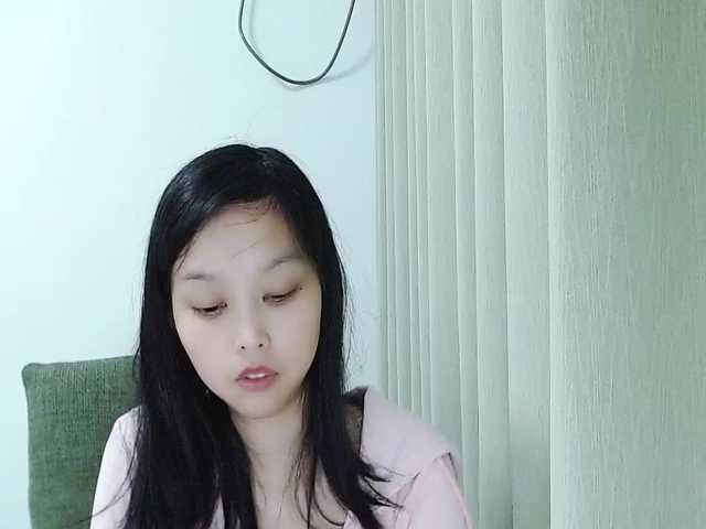 Selinababy99's BongaCams show and profile