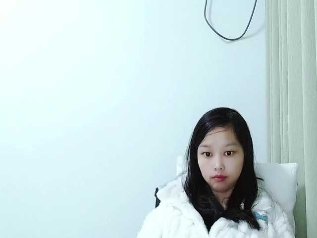 Selinababy99's BongaCams show and profile