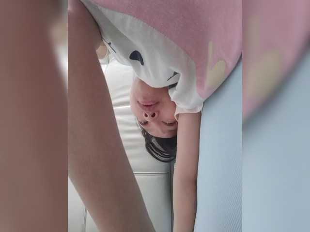 Selinababy99 live cam on BongaCams