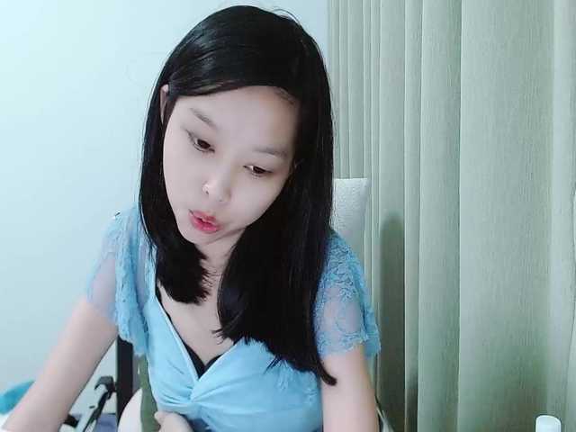 Selinababy99 live cam on BongaCams