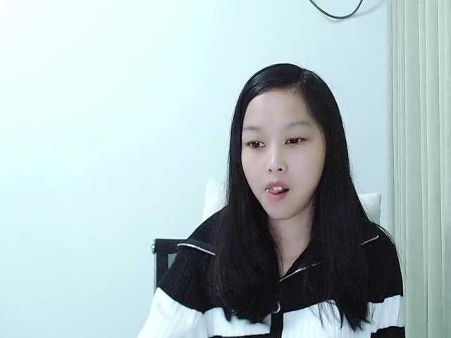 Selinababy99's BongaCams show and profile