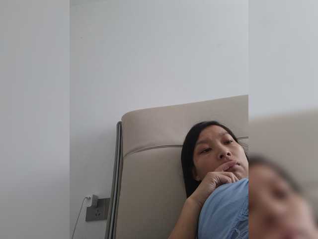 Selinababy99 live cam on BongaCams