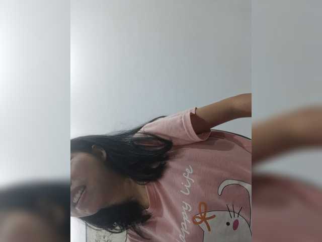 Selinababy99 live cam on BongaCams