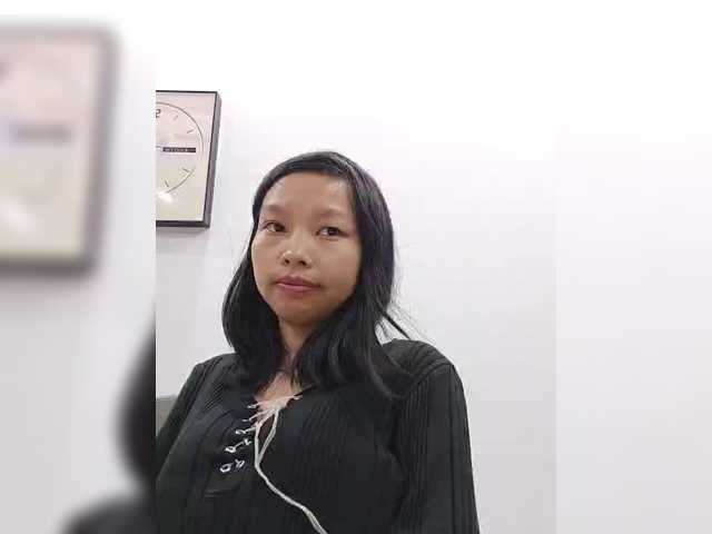 Selinababy99 live cam on BongaCams