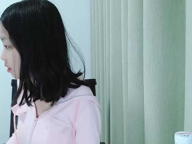 Selinababy99 live cam on BongaCams