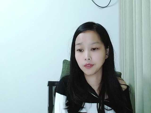 Selinababy99's BongaCams show and profile