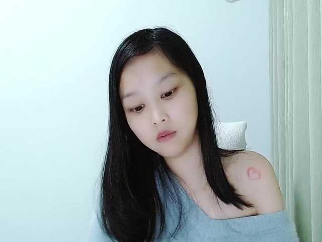 Selinababy99's BongaCams show and profile