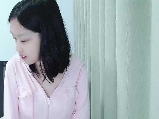 Selinababy99 live cam on BongaCams