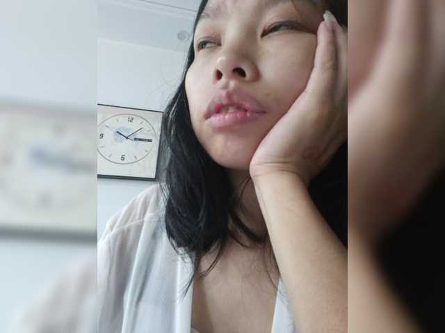 Selinababy99 live cam on BongaCams