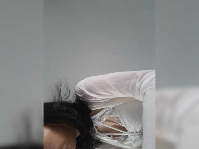 Selinababy99 live cam on BongaCams