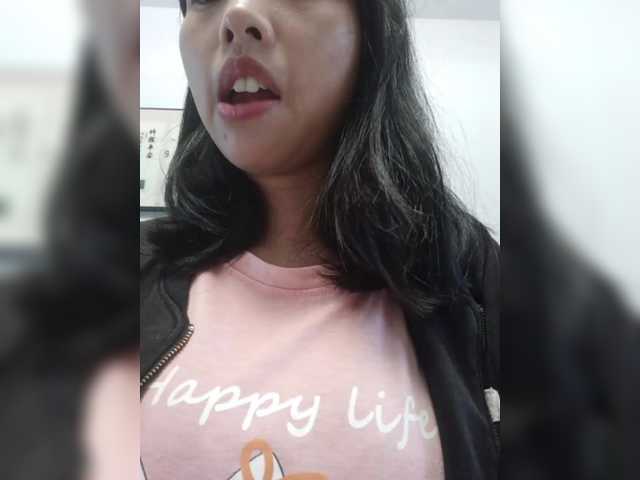 Selinababy99 live cam on BongaCams