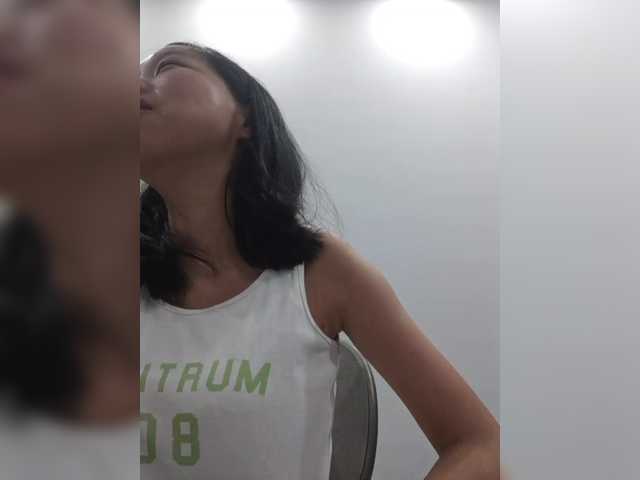 Selinababy99 live cam on BongaCams