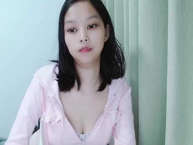 Selinababy99 live cam on BongaCams