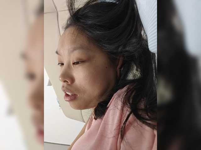 Selinababy99 live cam on BongaCams