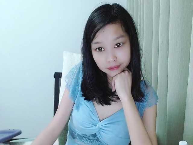 Selinababy99 live cam on BongaCams