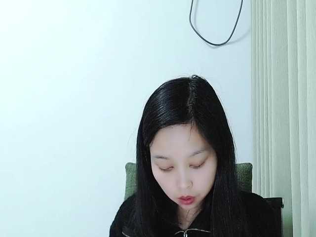 Selinababy99's BongaCams show and profile