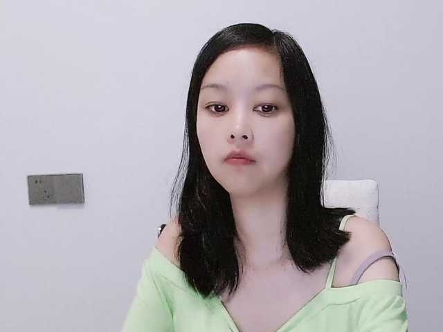 Selinababy99 live cam on BongaCams