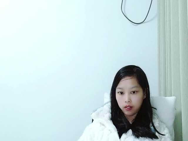 Selinababy99's BongaCams show and profile