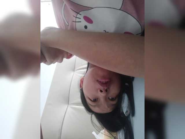 Selinababy99 live cam on BongaCams