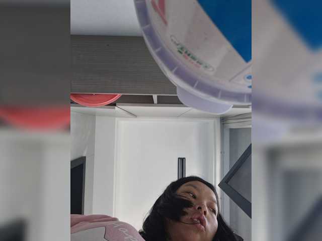 Selinababy99 live cam on BongaCams