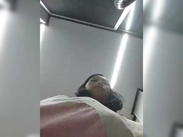 Selinababy99 live cam on BongaCams