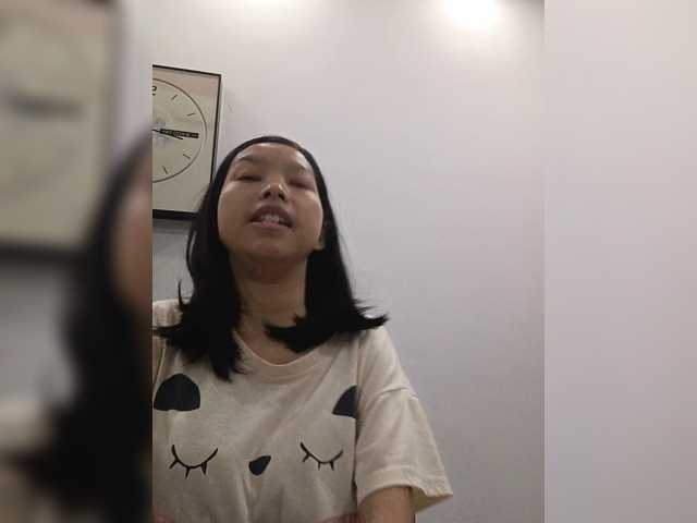 Selinababy99 live cam on BongaCams