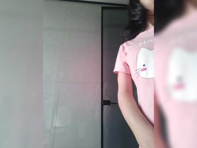 Selinababy99 live cam on BongaCams