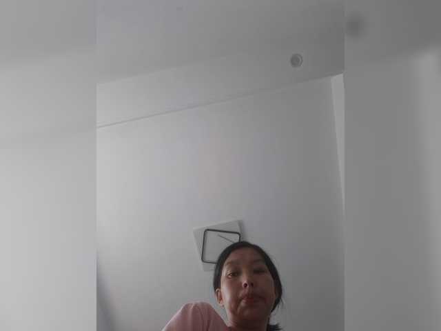 Selinababy99 live cam on BongaCams