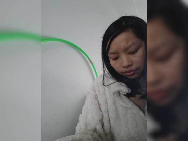 Selinababy99 live cam on BongaCams