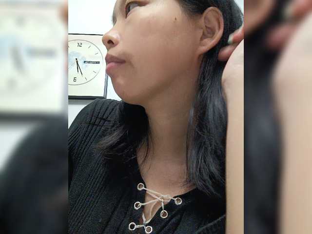 Selinababy99 live cam on BongaCams