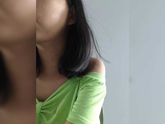 Selinababy99 live cam on BongaCams