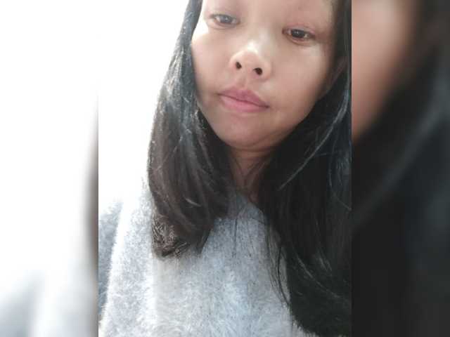 Selinababy99's BongaCams show and profile