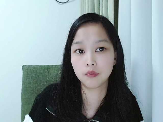 Selinababy99's BongaCams show and profile