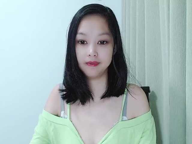 Selinababy99 live cam on BongaCams