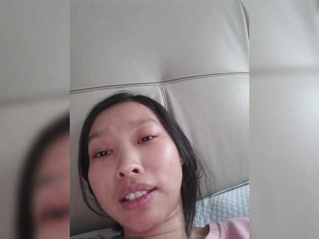 Selinababy99 live cam on BongaCams