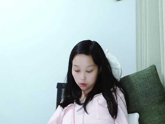 Selinababy99's BongaCams show and profile