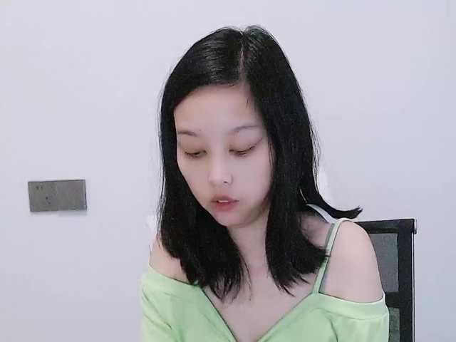 Selinababy99 live cam on BongaCams