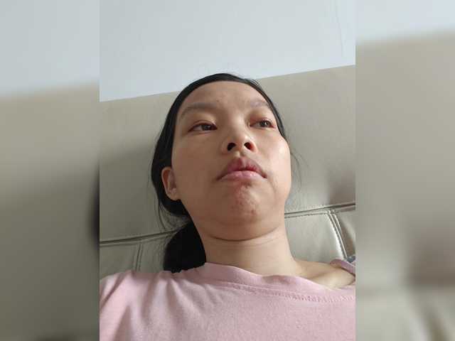 Selinababy99 live cam on BongaCams
