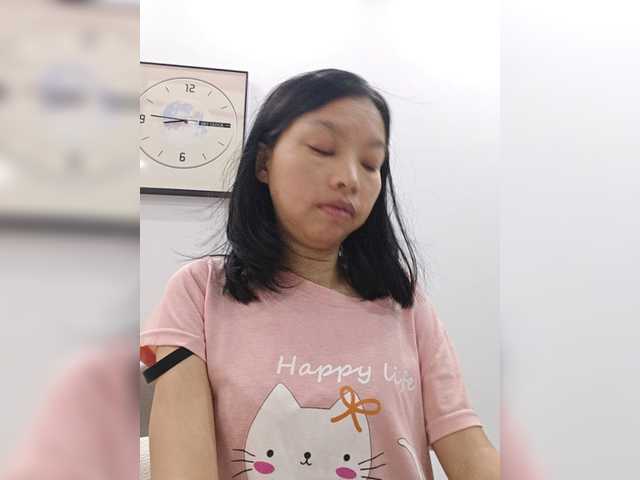 Selinababy99 live cam on BongaCams