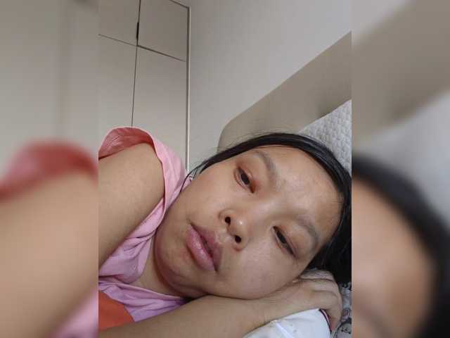 Selinababy99 live cam on BongaCams