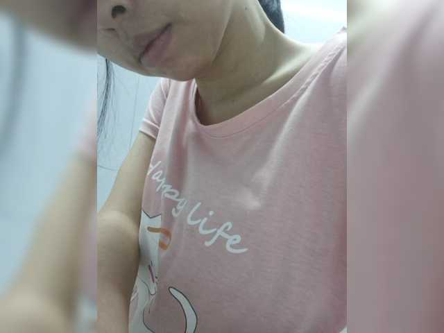 Selinababy99 live cam on BongaCams